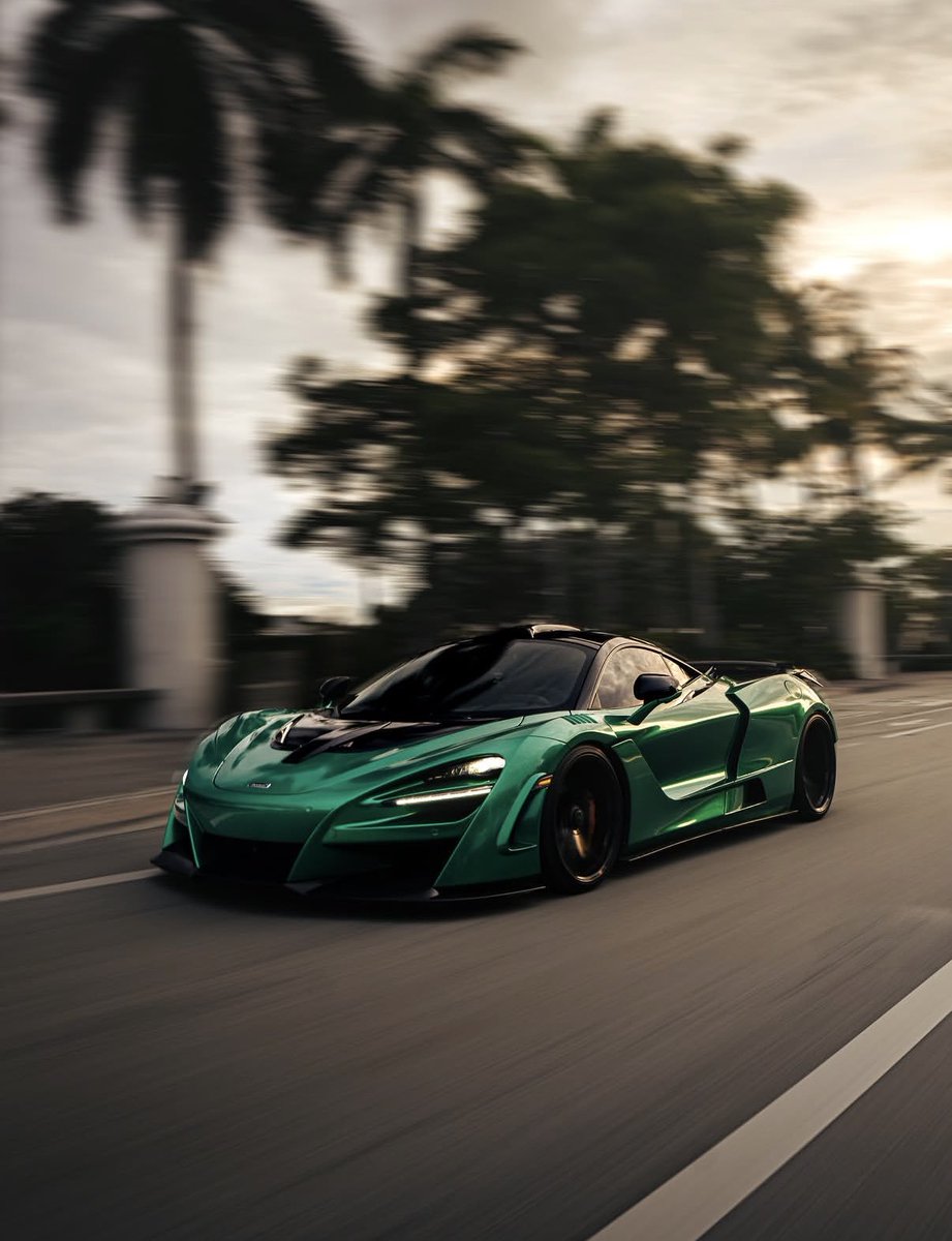 flowers3496's tweet photo. N-Largo McLaren 720S ♠️ https://t.co/aS1bk9plVe