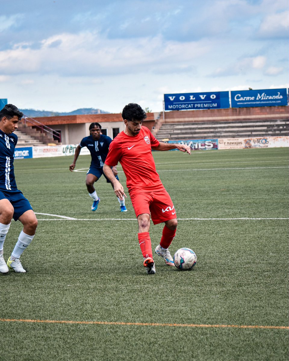 aeprat1945's tweet photo. ⏱️25’

0️⃣-0️⃣

Més equilibrat ara després de la bona sortida pratenca.

#SomPotablava 🐓 https://t.co/rTqqhWDUyM