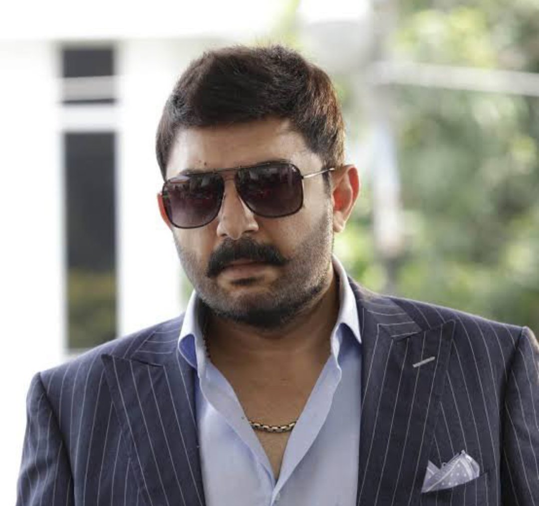 karann464595's tweet photo. Arvind swami join shooting of #svc63 called #monster 🔥💯 https://t.co/X5D43DzMS5