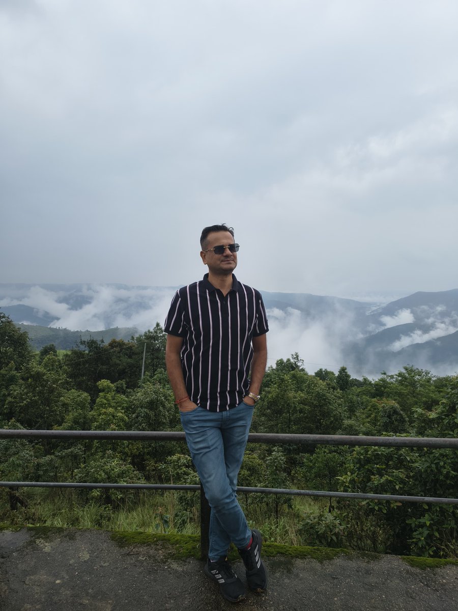 dipon1's tweet photo. My latest piece "The village that sings" is in today's The Shillong Times. https://t.co/D3hhnLWAmq via @The Shillong Times 

#Kongthong #Shillong #Meghalaya https://t.co/p1NU2PMQmp