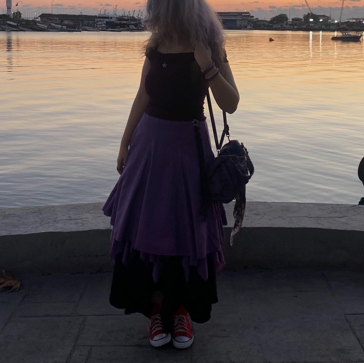 starkivers's tweet photo. ps her favorite color is not purple https://t.co/NFjEfSZuck