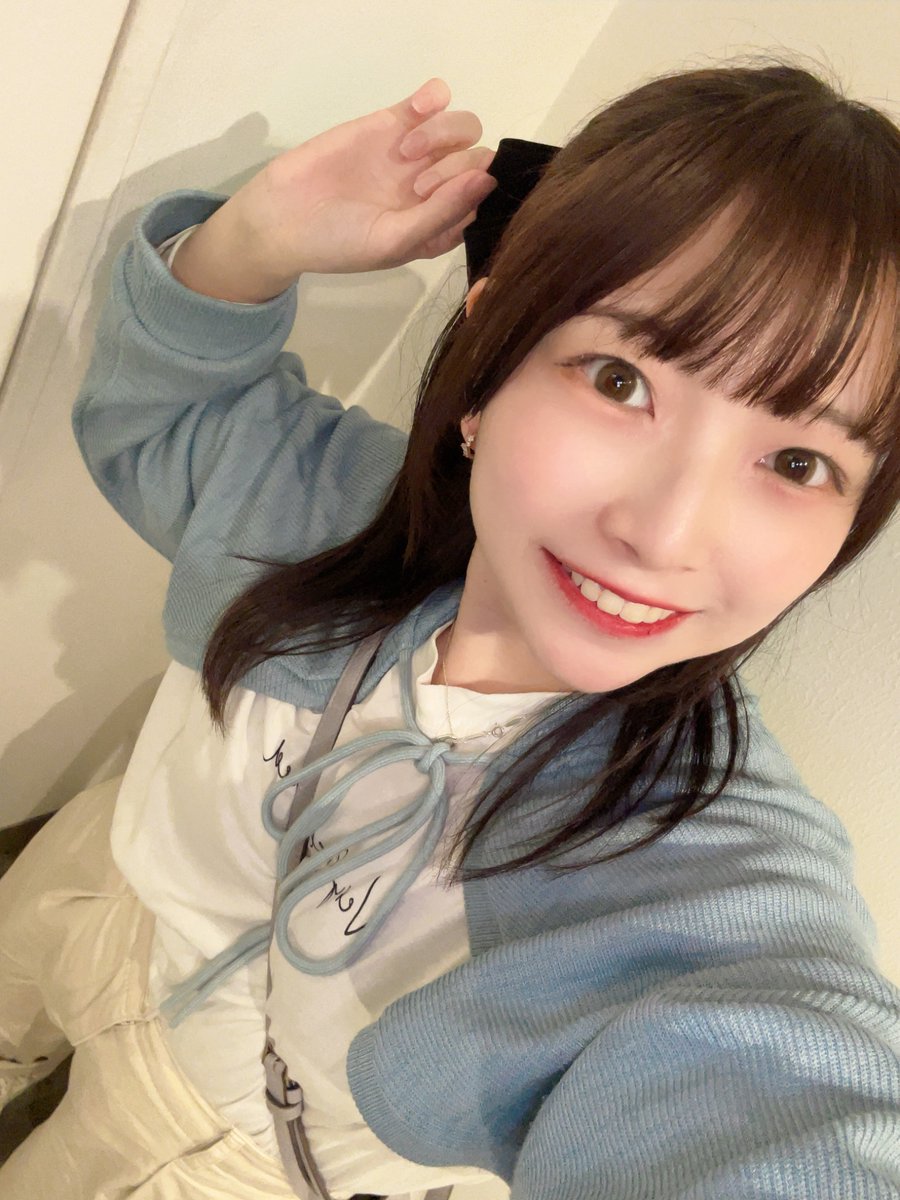 himaaaaa_17's tweet photo. おはよう🌻💛
今日の東京は、35℃/25℃ ☁️のち☀️

体調崩してたけど、少し耐えてきました🥹

#ひまりが7時をお知らせします
2237 https://t.co/McXmOob4RY