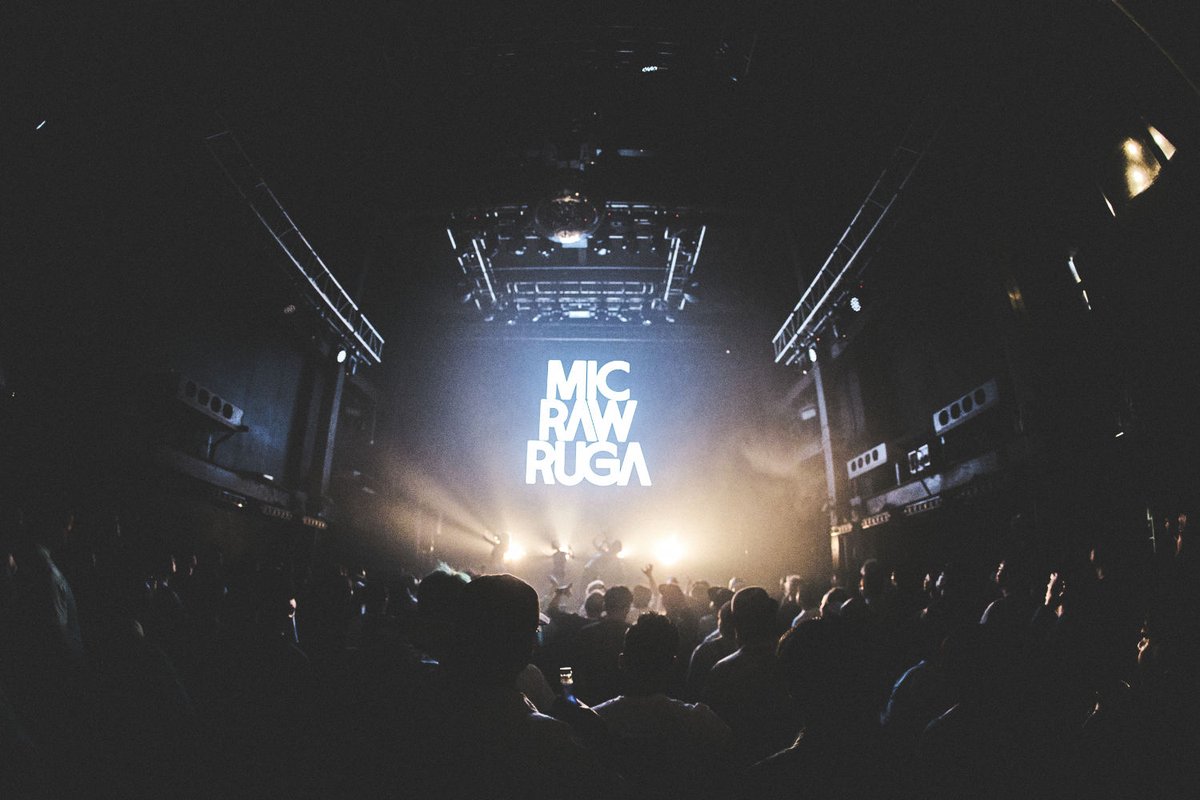 micrawruga's tweet photo. 3rd ONEMAN LIVE「LIGHT UP」、ありがとうございました。
新曲「RAVE ON」「LIGHT UP」を初披露しました。また「R.O.D. (HARD)」もMIC RAW RUGAで初披露しました。HANNAHがトラック制作、サビ以外のリリックをメンバー全員が書いた「GOING GOING HOME」も初パフォーマンスしました。

#MICRAWRUGA https://t.co/U7IGFFuVGH