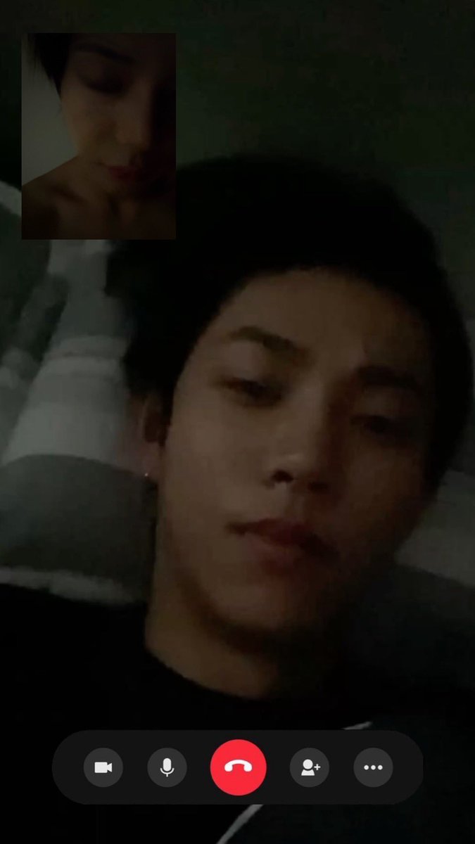rulhyul's tweet photo. rul langsung melek motone https://t.co/huSzf81J3U