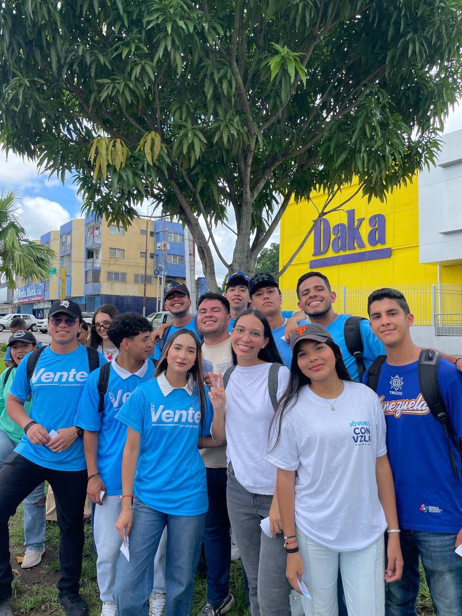 VenteJoven's tweet photo. 📍Monagas 

@VenteJovenMon 

#ConNuestrasPropiasManos https://t.co/Ze3nTJTEKH