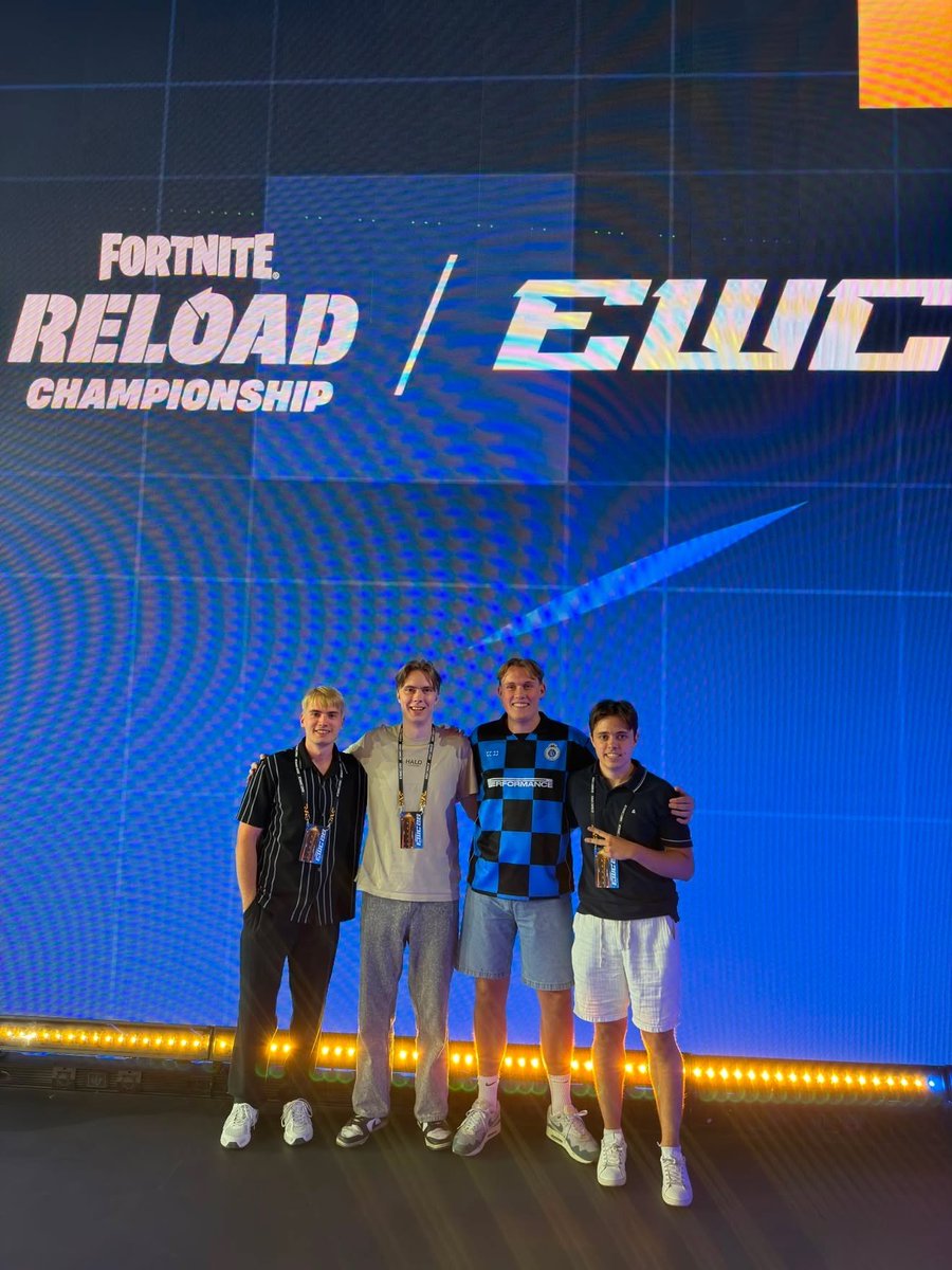 RefferFN's tweet photo. Had a great time being Fortnite Scout for @EWC_EN 

Love the reload game mode hope it's here to stay, and with matchpoint format it can never be boring🔥

Hope you all enjoyed it🇫🇷🇫🇷🇫🇷 https://t.co/3XzcyilGU3