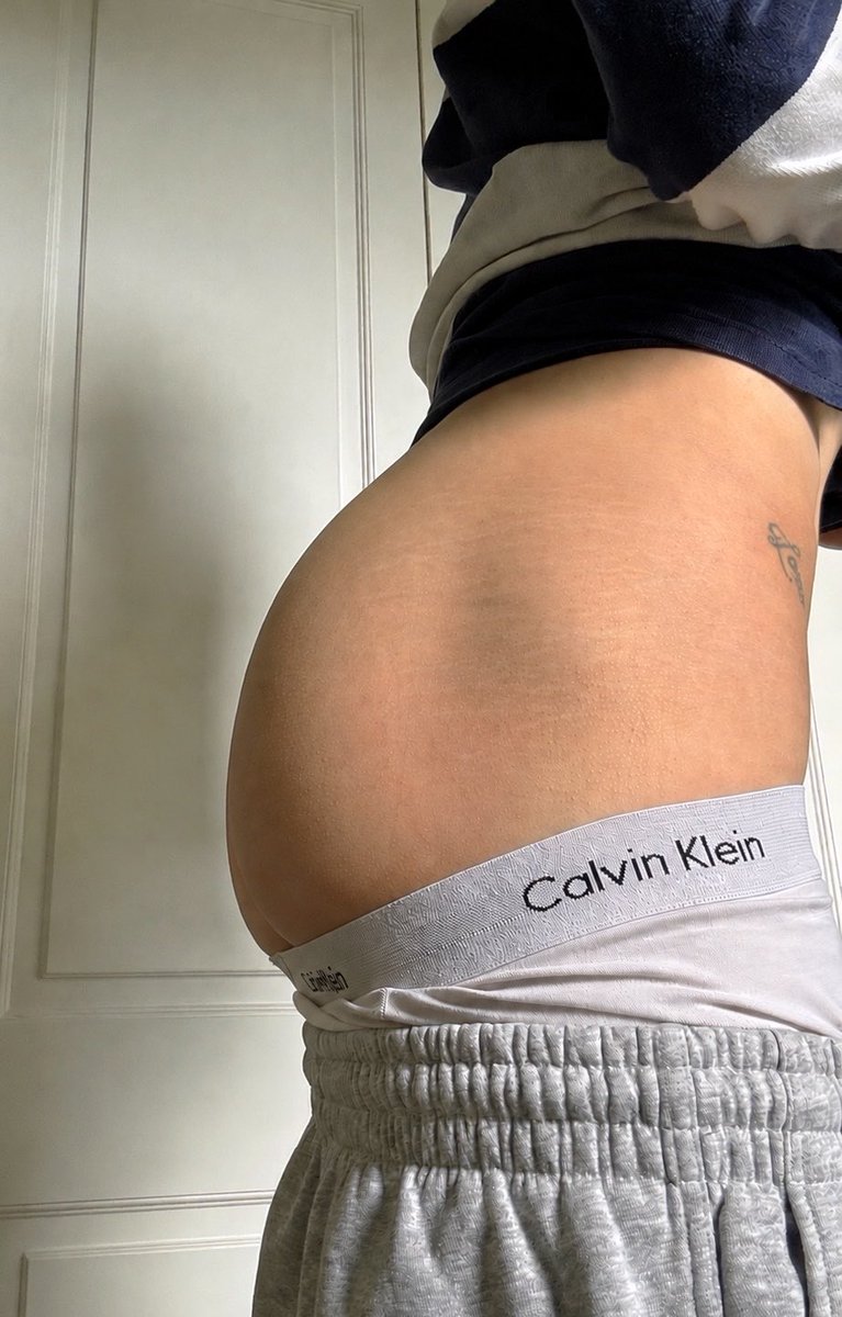 SmoothCheekz's tweet photo. Slutty Sunday, what would you do if you saw me like this?👅 #gay #bi #straight #ass #curious #ireland https://t.co/pkppWl7zO6