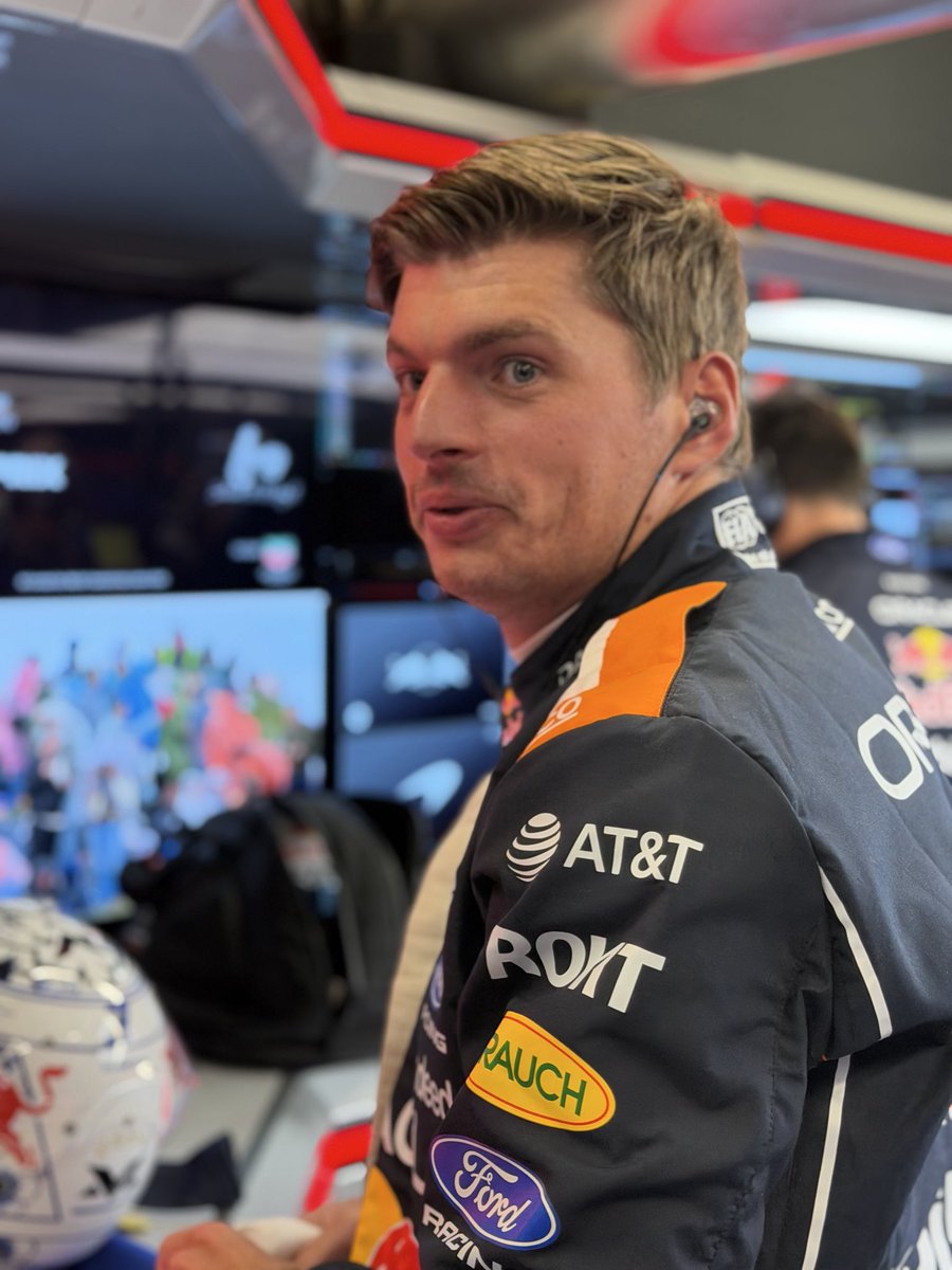 redbullracing's tweet photo. Whatever the weather, let’s get to work 🤜🤛

#F1 || #DutchGP 🇳🇱 https://t.co/vfs8Xnm1et
