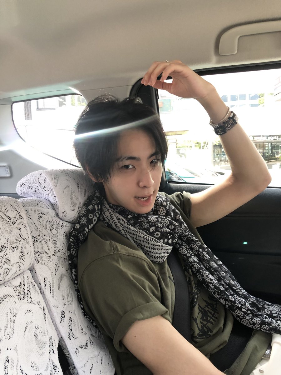 NTX_OFFICIAL_'s tweet photo. 森

#RAWHYUN #로현
#NTX #엔티엑스 https://t.co/DplDDjz3iv