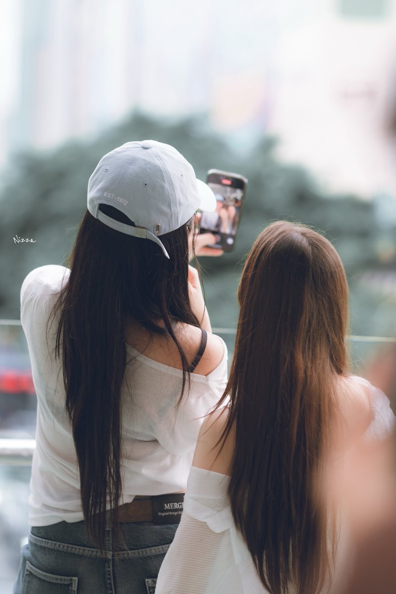 asakuranizz's tweet photo. 𝘚𝘢𝘷𝘦𝘥 𝘵𝘩𝘪𝘴 𝘮𝘰𝘮𝘦𝘯𝘵💖✨

#MyChan #charmers
#MyyuKhawisara https://t.co/Ioain9noIq