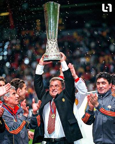 07uccc's tweet photo. @FeyziRafael @azerbaijan_1905 @le10sane beyinsiz kartal kardesim bende apoletler var apoletler sende ne var tarihinde bizim kadar cl maçına çıksaydınız kapatırdınız klubu rezillikten https://t.co/2BQSd5DjXp