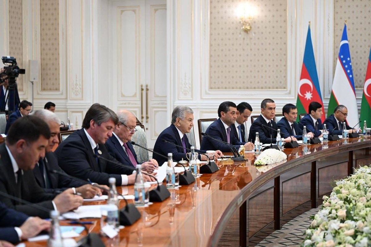 AnarMammadov17's tweet photo. Azərbaycan və Özbəkistan liderlərinin iştirakı ilə Ali Dövlətlərarası Şuranın üçüncü iclası keçirilib. https://t.co/HXd2KIv6Aj
