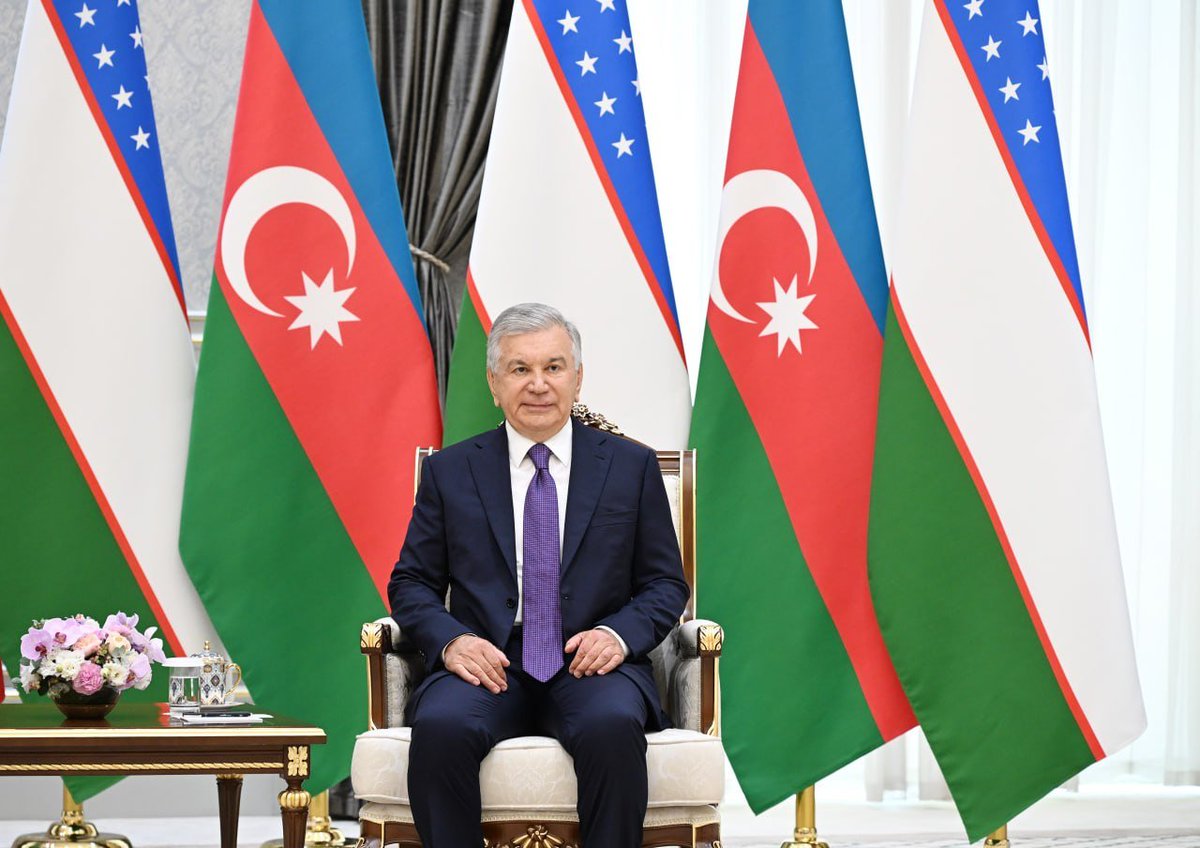 AnarMammadov17's tweet photo. ❗️Daşkənddə Azərbaycan və Özbəkistan Prezidentlərinin təkbətək görüşü olub https://t.co/7H20cMSajd
