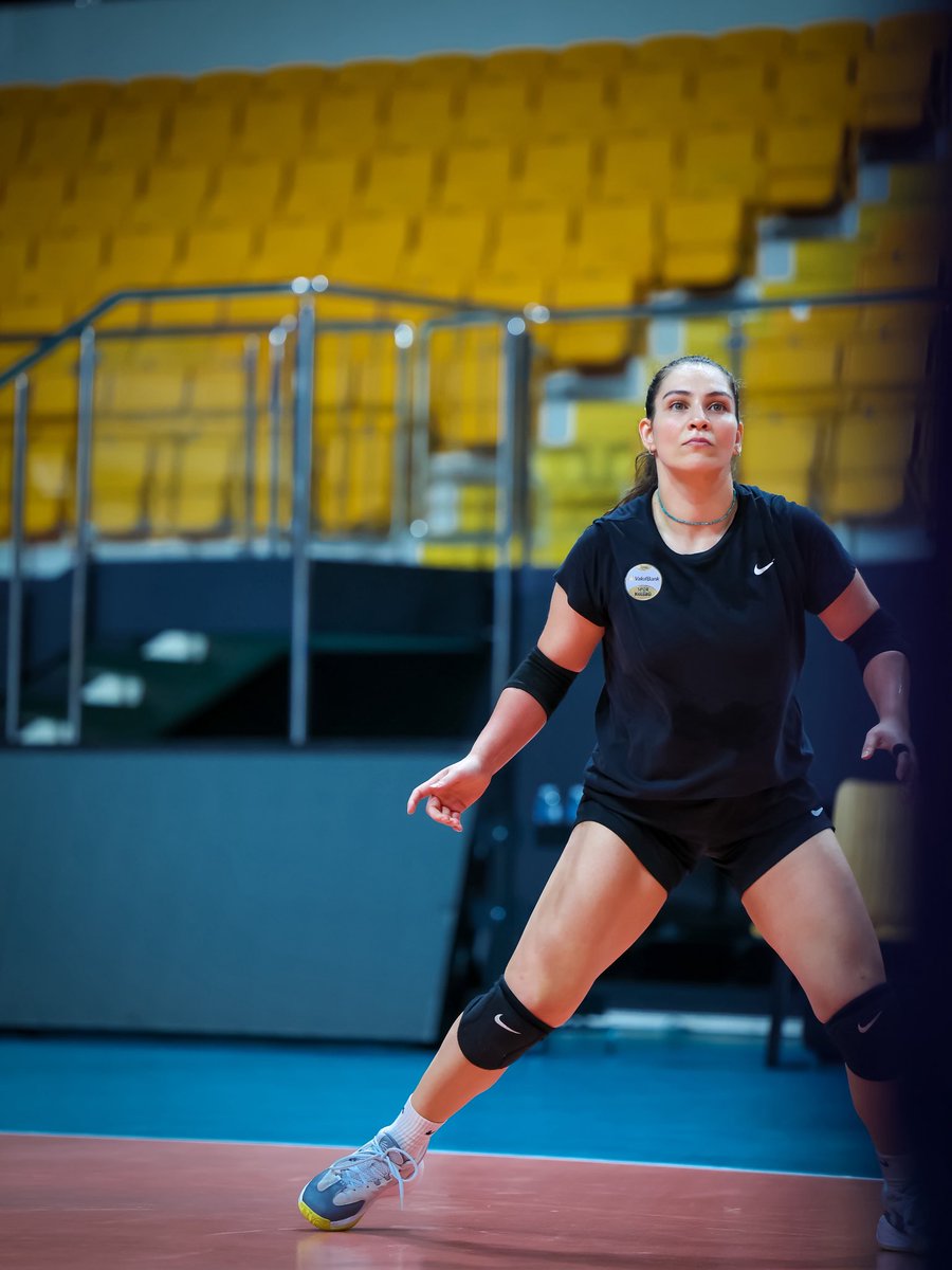 VakifBankSK's tweet photo. Mesai ⏱️
#ForMore https://t.co/CYZzYSAnFo
