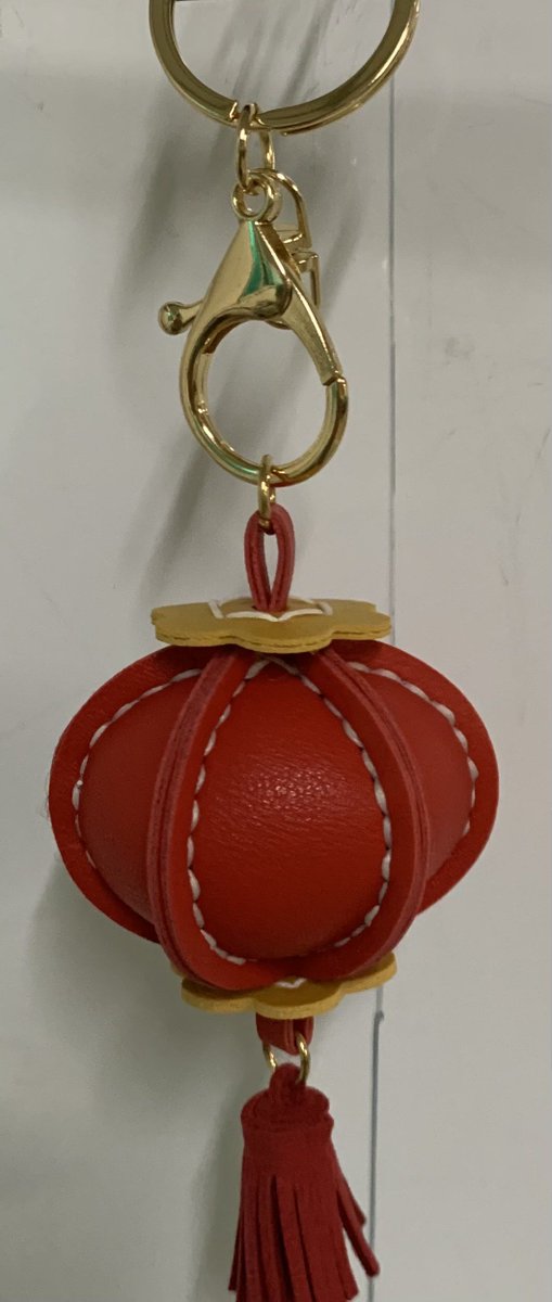 vemula_dasu's tweet photo. Just finished my custom fabric keychain—upcycled old shirt scraps + a little embroidery thread for a tiny sun! Quick DIY win for my bag. https://t.co/nSQbmytw1d