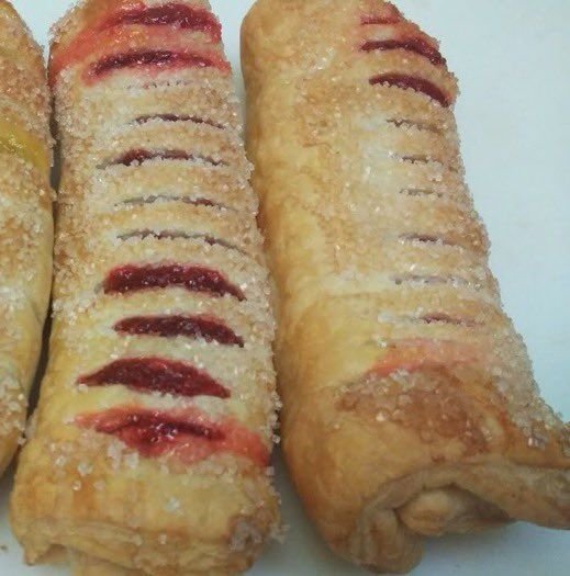 LexyspdfJake's tweet photo. Man that shit looks delicious , that strawberry jam😋
[Iykyk] https://t.co/c9iysqjprg