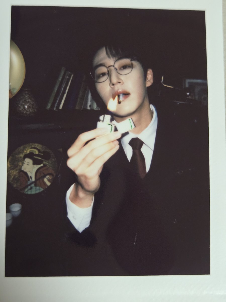 c11281213's tweet photo. 안경👓
탬사내🛳💙 https://t.co/ZDA4yGo7yR