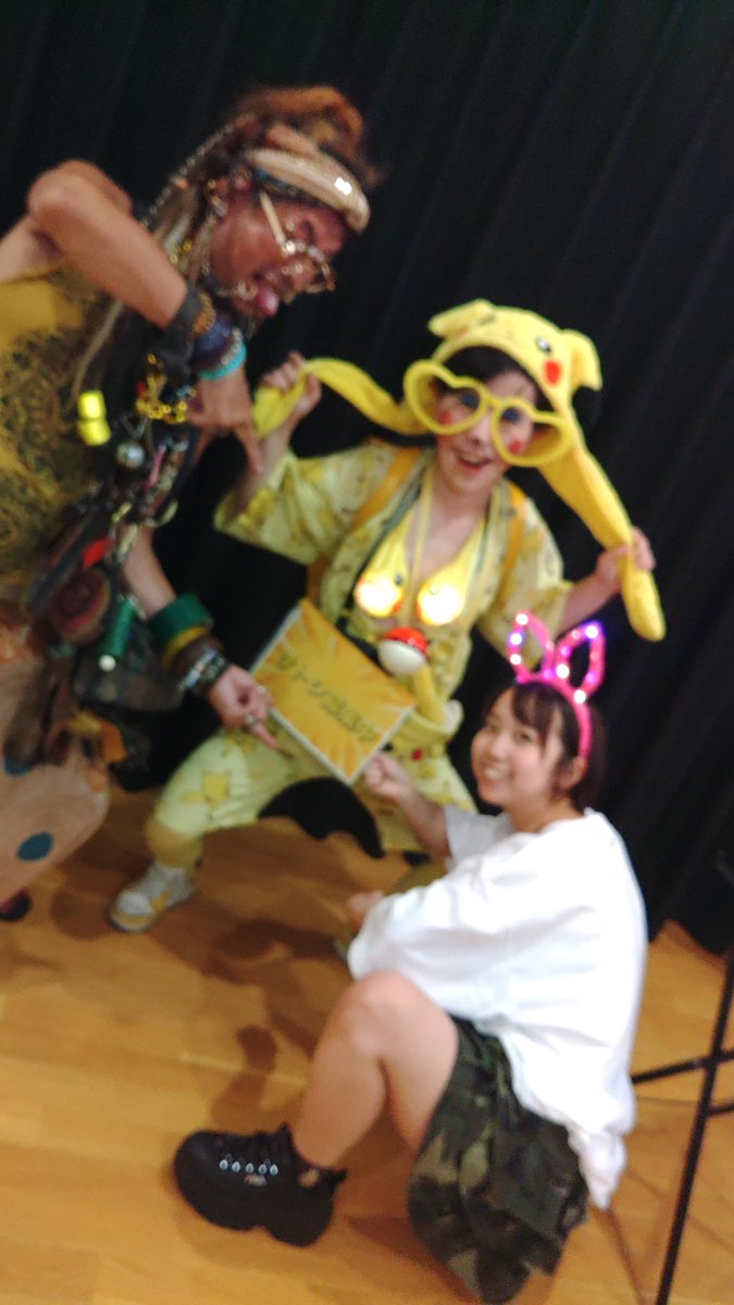 horry1220's tweet photo. @douzaka_mana さくらさん生誕に出演の、電撃ネットワーク　ランディー・ヲ様とエスパーピカさんとの写メを送付します。お二方の写メはSNS投稿可とのことでお言葉に甘えます🙇 https://t.co/L51hr05LTb