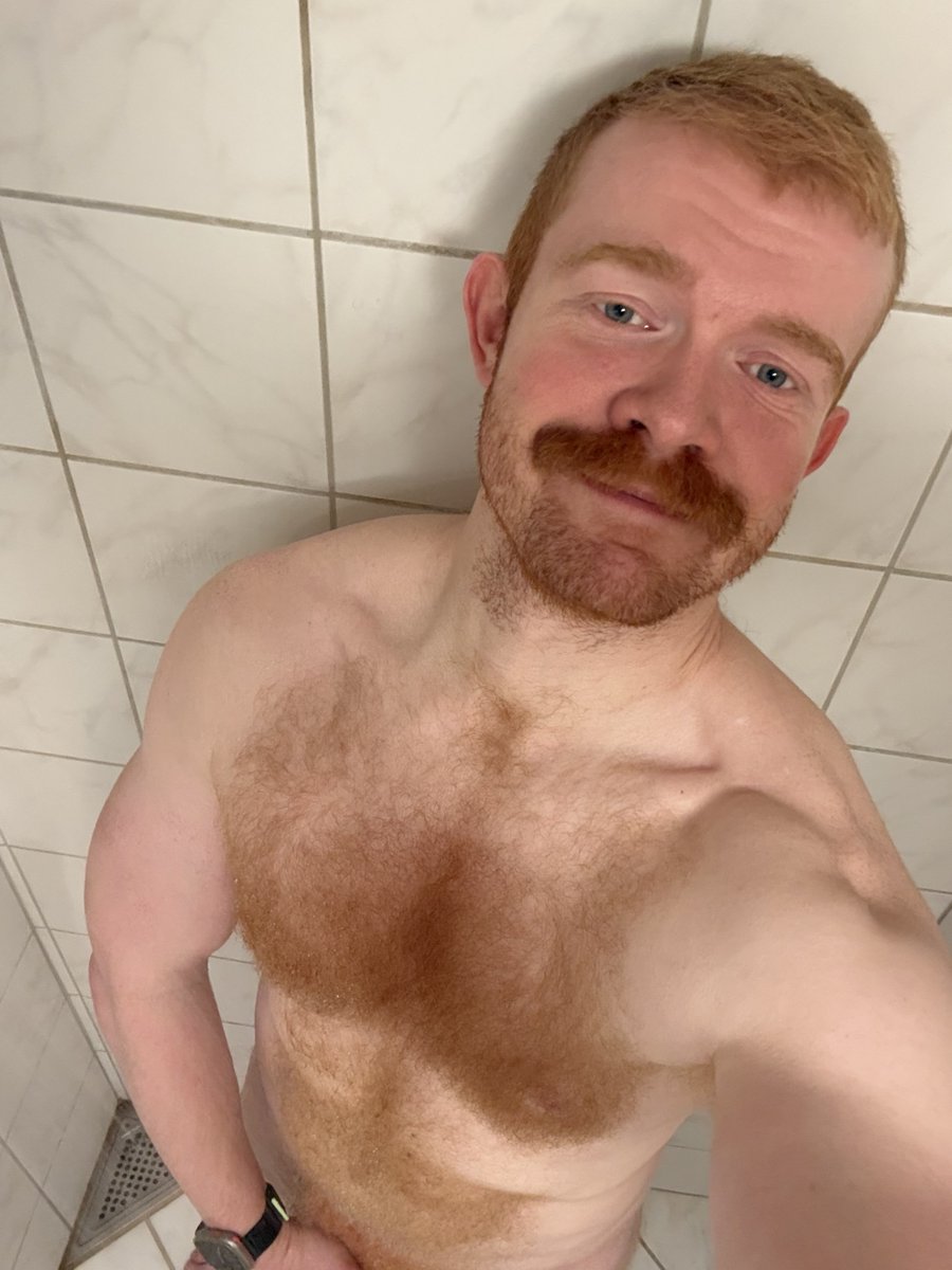 glassofginger's tweet photo. Who’s joining in the splash zone? https://t.co/JQZ4WjUy49