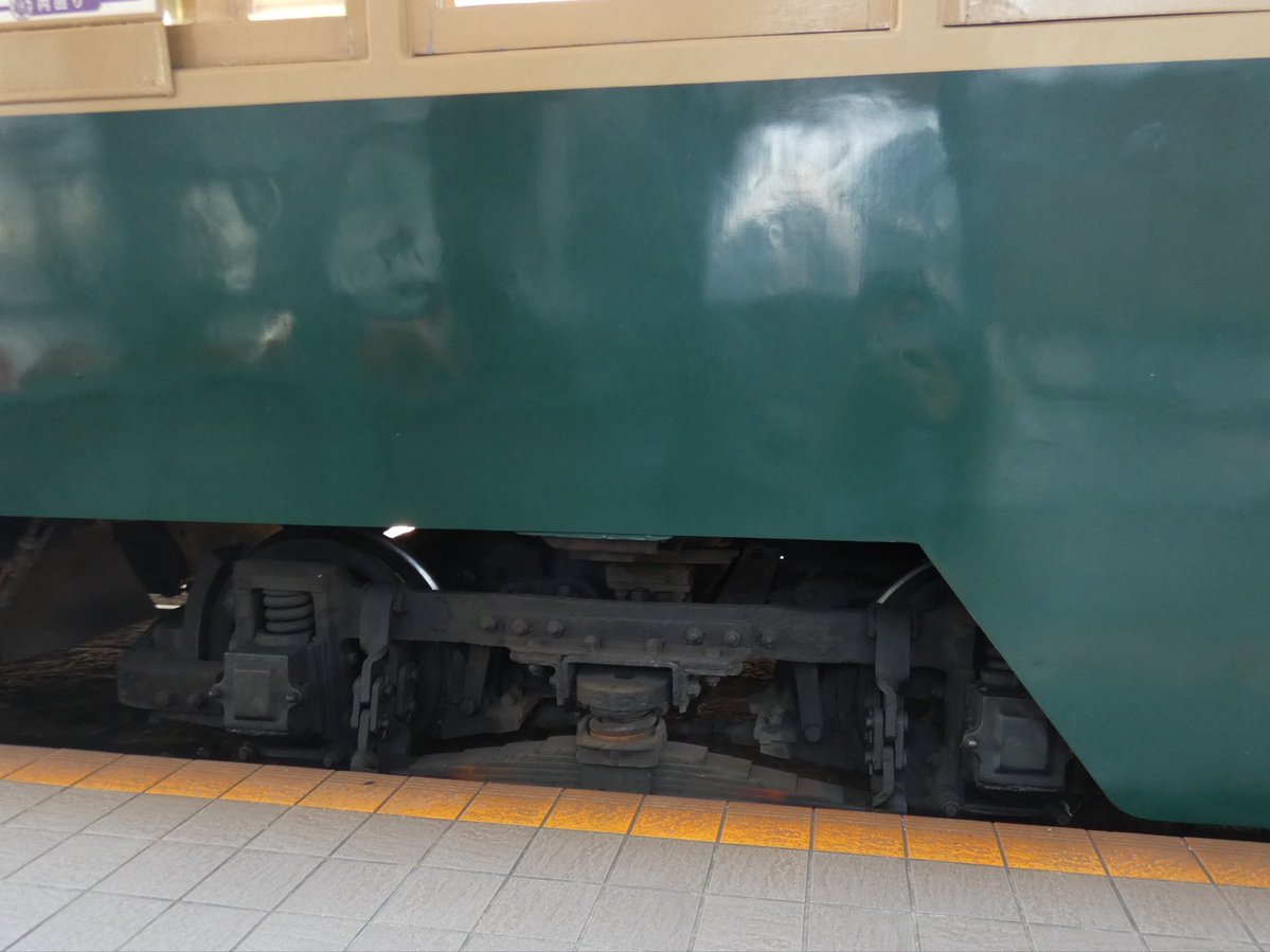 SORA103201's tweet photo. 650形の台車です
今どき、平軸受の台車もかなり貴重なのではないでしょうか
枕バネの構造も独特で、面白い台車です https://t.co/CBSgO9zXEA