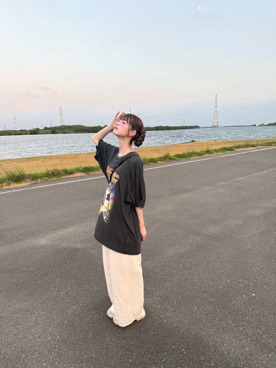 tiramis__hikari's tweet photo. ダル着すぎるいちのせぴ( ᴖ ̫ᴖ )♩♩

飛行機みてたのよーー写真沢山撮った✈️ https://t.co/8DEB8fXfl2
