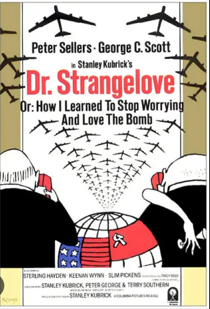 conaran151's tweet photo. Ağusutos sonunda Ankara gereksiz sıcak.
Bu havada film izlemek güzel aktivite.
Stanley Kubrick, dünya sinemasına yön vermiş yönetmenlerden.
Kült filmlerden: Dr. Garipaşk🎬
Üzerinden 10 yıllar geçmesine rağmen film güncelliğini koruyor.
Siyaset, savaş ve hicivle dolu yapım. https://t.co/sZI9BfID1g