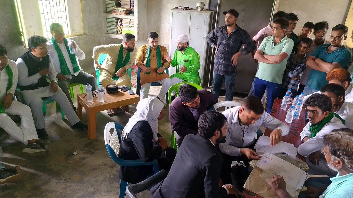 AzamShoeb's tweet photo. Today, on the instructions of AIMIM State President Janab @imshaukatali Sahab, a delegation visited Dumariyaganj, Siddharthnagar, to assess the bulldozer action taken against the madrasa.
The delegation met the madrasa committee.
@asadowaisi @aimim_national https://t.co/tnmlEFyNPx