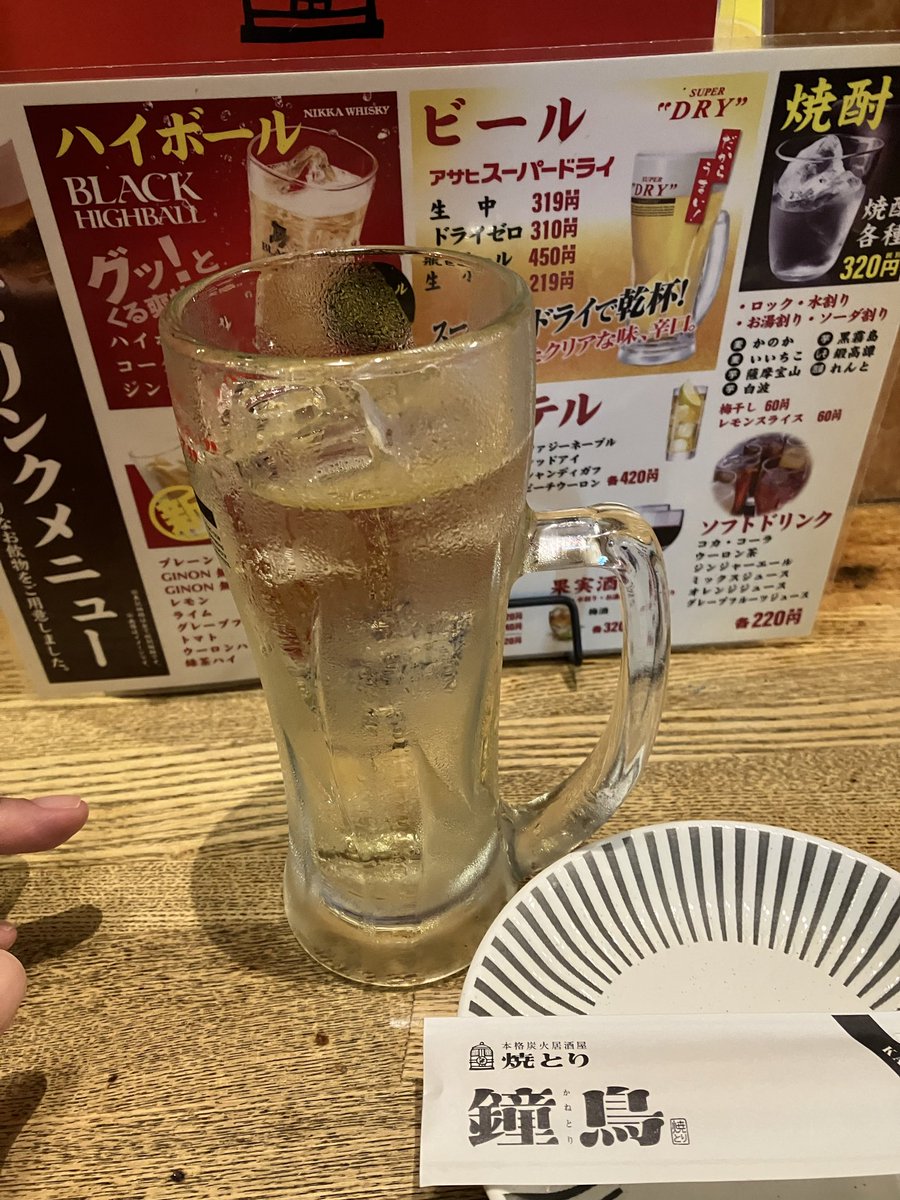 VENONUMA's tweet photo. お腹いっぱいだけど焼き鳥で呑みたかったのでハシゴ https://t.co/FN3naDBdks