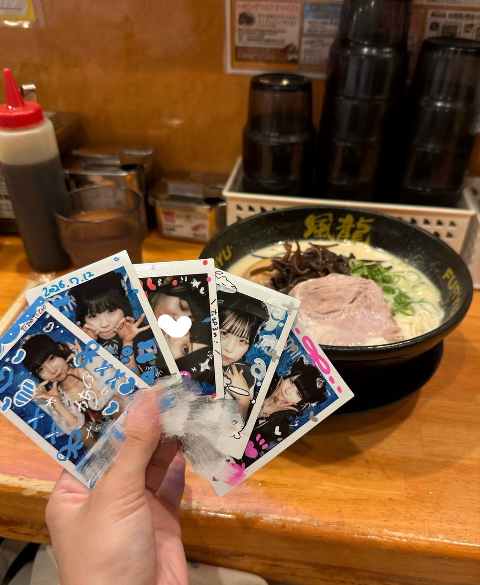 tapiru_maidM's tweet photo. 0823おきゅおわ！！！本日もログインありがとうございました😻会いに来てくれるってやっぱり嬉しいね、もっともっと頑張ろうー！の気持ちになる！(՞⸝⸝o̴̶̷̥᷅ ̫ o̴̶̷᷄⸝⸝՞)و 
麻辣湯が食べたくなりました！あとトイマニ見たくなった😀
⬇️こちゃさんと念願のご飯行ったｷﾀ━━(ﾟ∀ﾟ)━━━━!!!! https://t.co/YARm2dPGdD