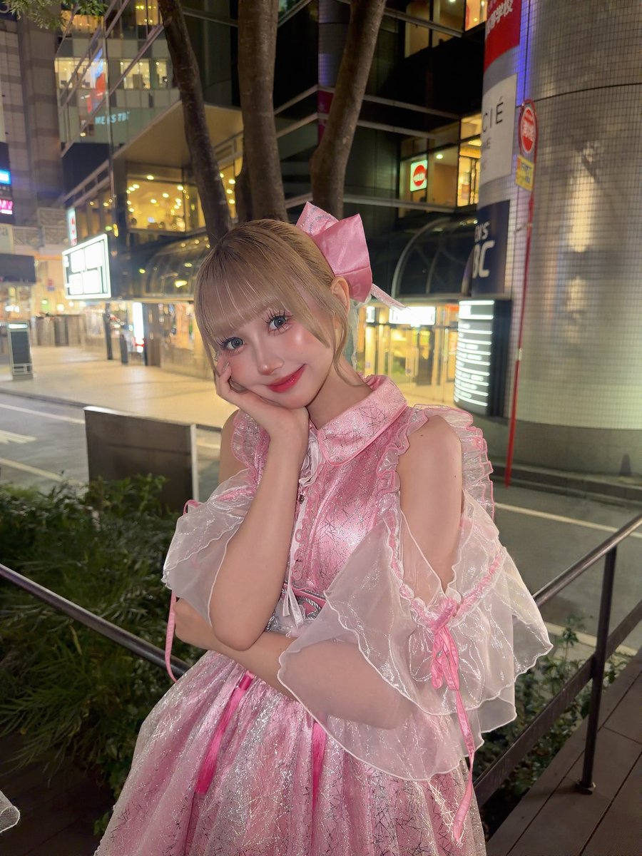 SD_MISYU0411's tweet photo. "さいこうな夏"更新したよ~！𐡋՞⑅ ʚ̴̶̷̷ 𓊪 ʚ̴̶̷̷ ⑅՞ᱩ🍧🥄◝✩ https://t.co/qCxbsQFPmJ