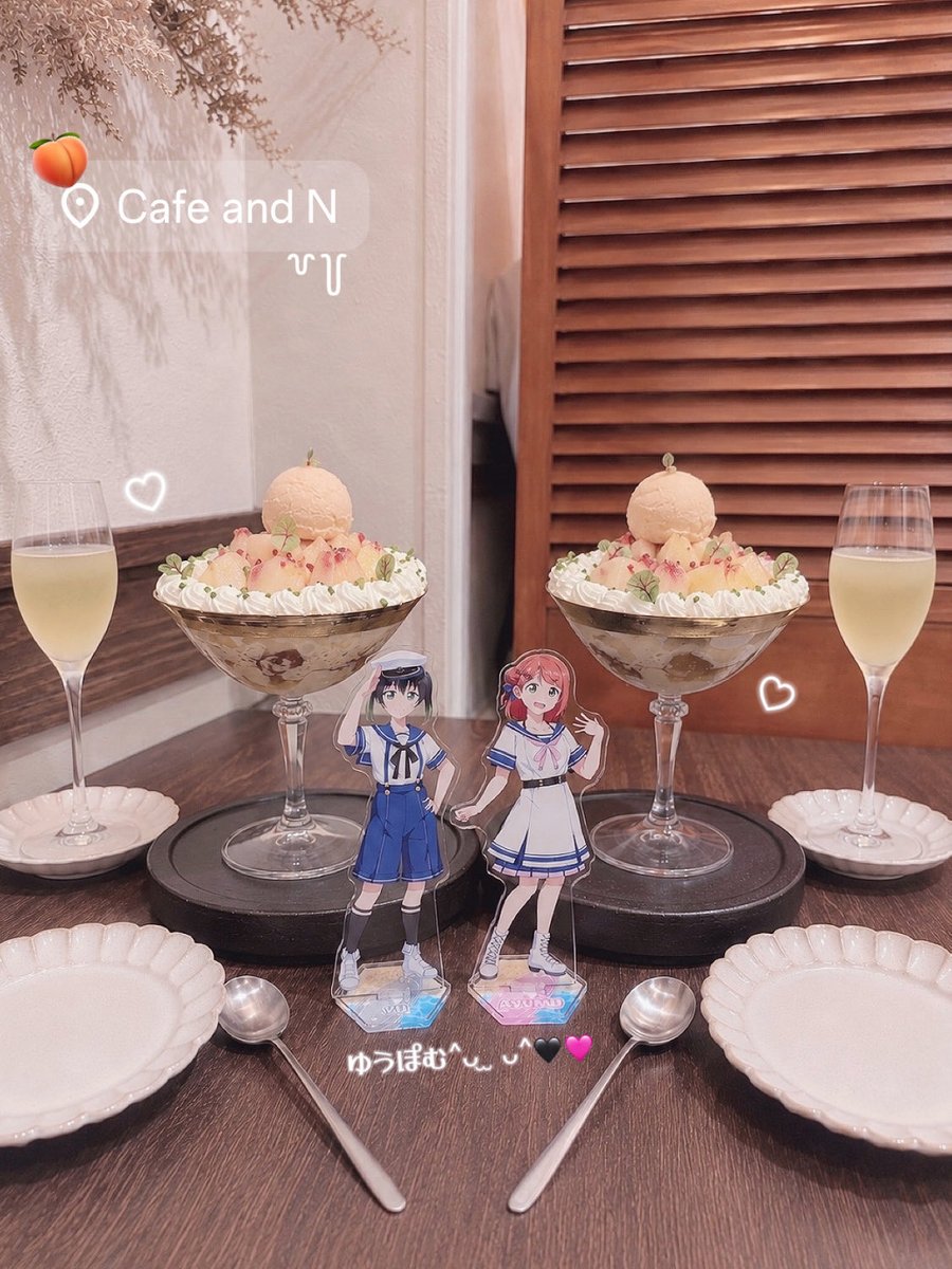 09_kinaya's tweet photo. ゆうぽむちゃんとパフェ活🍑🍨⋆꙳ https://t.co/ZEbcqUWUKb