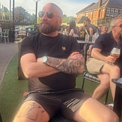 asadbaani09's tweet photo. @AngloSaxon85 "To be born English is to win first prize in the lottery of life”🤡 https://t.co/xbHI2Oo0Id