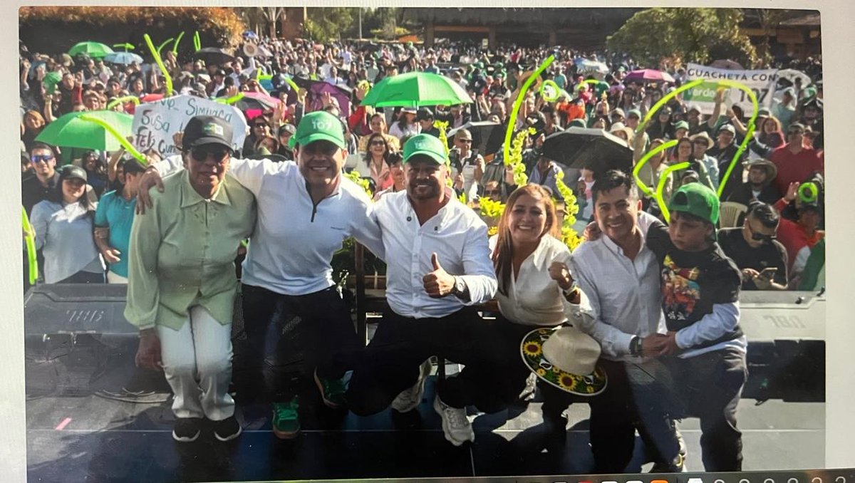 SANTAMARIAURIBE's tweet photo. La señora Magda Paola Nuñez, esposa de @ArielAnaliza fue desvinculada del @DapreCol pero que sorpresa que acaba de ser nombrada asesora del despacho de @CundinamarcaGob por @JorgeEmilioRey 
Al fin estos personajes de Rey y Garcia son aliados de @ABDELAESPRIELLA o de @IvanCepedaCast, para mí juegan a dos bandas.