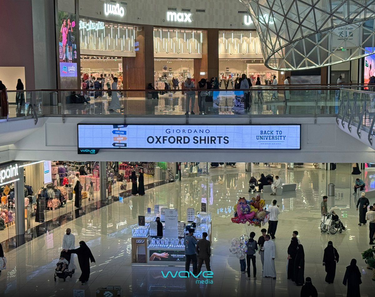 WaveMediaksa's tweet photo. العودة للجامعة تبدأ بإطلالة جديدة
حملة Giordano - Oxford Shirts تتواجد في الوقت والمكان المناسب، بحضور مميز عبر شاشات Wave Media لتواكب موسم Back to University وتصل للجمهور خلال تجربة التسوق.
#Giordano #BackToUniversity #WaveMedia https://t.co/oYy2lcvPjo