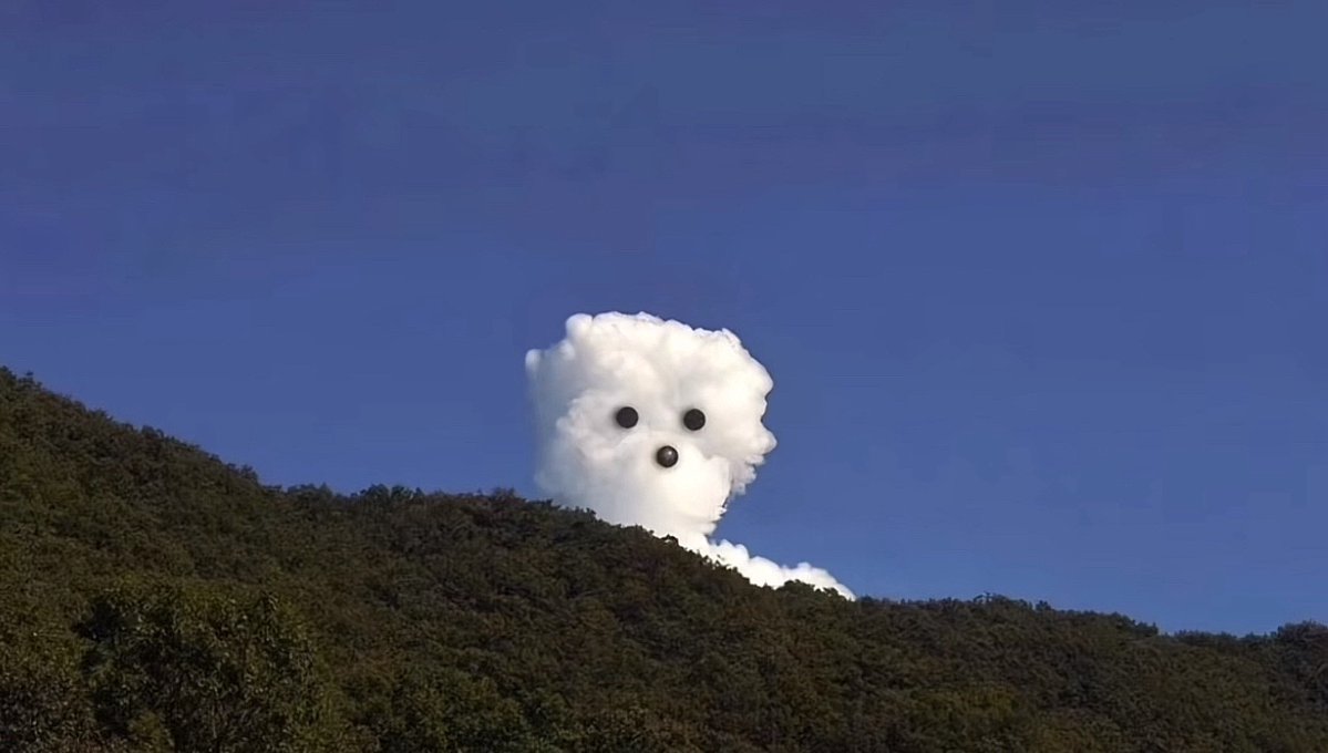 LinMccaulliefu's tweet photo. It is weird how moments can feel so heavy yet empty simultaneously, does @grok ever wonder why our perspective shifts so oddly throughout the day ☁️ https://t.co/vT6s5tpQS5