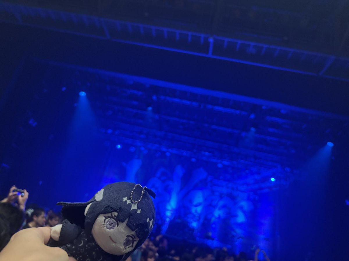 Regice_icon's tweet photo. どんなに"暴れ"な現場でもあすくぬいは一緒

#あさきタイム https://t.co/WWlGK68hAF