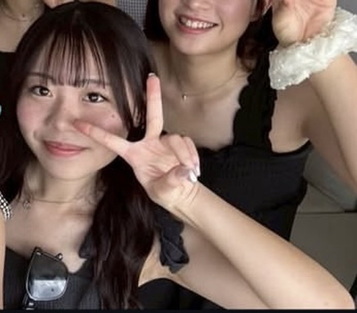 5yez2i's tweet photo. 鈴木 心寧(すずき ここね）💕

22歳💕

日本栄養大学の4年生💕

千葉��松戸周辺に住んでる💕

#オナペ #オナペ晒し https://t.co/aPMputEXdV