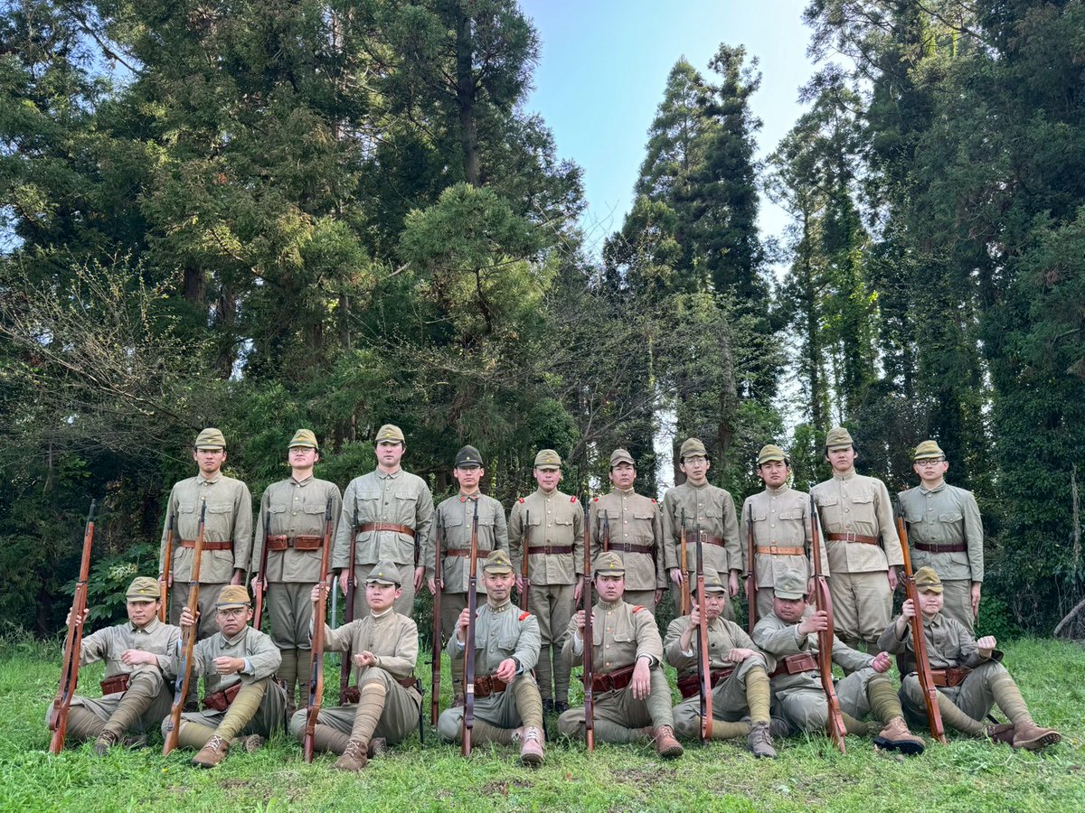 shoyukai1930's tweet photo. 本土決戦194Xに先駆け、9/19(土)に甲種教練会を開催します！
今回は甲種のため、夏衣袴や三八式歩兵銃等の規定があります。

なお、見学参加も大歓迎ですので、日本陸軍の教練に興味のある方は是非ご参加ください！

詳細・参加表明👇
https://t.co/PXkJkEFIqX https://t.co/2PU5gZfbNs