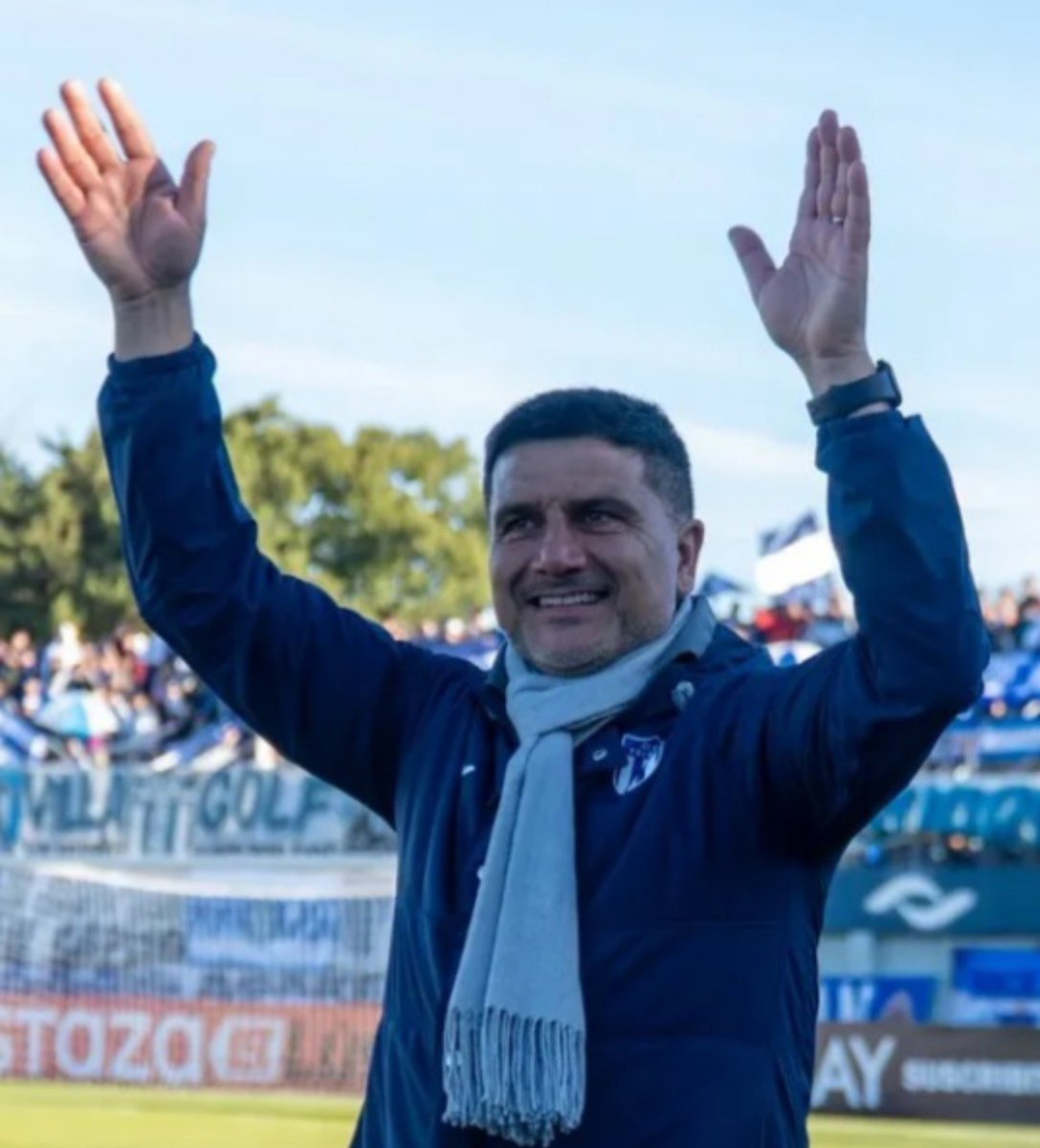 Tristan_Suarez's tweet photo. PANCHO HISTÓRICO

Con 88 partidos, José María Martinez se metió en el podio de los DT que más dirigieron a Tristán Suárez en su historia en AFA, detrás de Oscar "Cachi" Rocco y Oscar "Flaco" Martínez. 
Es el segundo ciclo ininterrumpido más extenso en la historia del Club. https://t.co/N6emUWPkDi