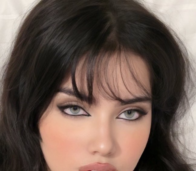 luv4bbh's tweet photo. @lilybymi هنا ايام شعرك الاسود كنت اشبهك لنورمان اسعد https://t.co/6GBLDZqGxv