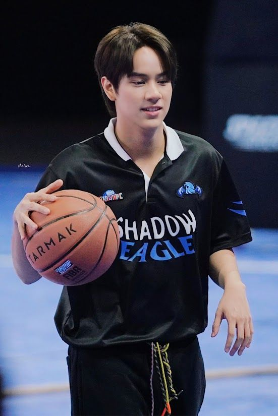 vieinbkk's tweet photo. KUNG DINALA NIYO 'TO EDI SANA MAY PAMBATO TAYO HAHAHAHAH

TEAM GMMTV ASG2026
#StarMagicxGMMTV 
#StarMagicAllStarGames2026 https://t.co/SBzFPsqn39