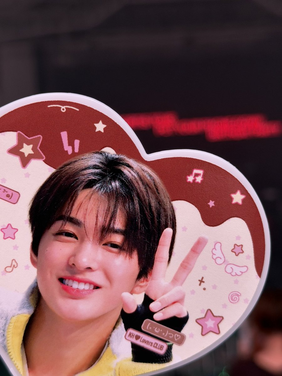 zowryn's tweet photo. ㅅㄹㅎ 🫪♥️☝🏻 https://t.co/5hsNWjExi0