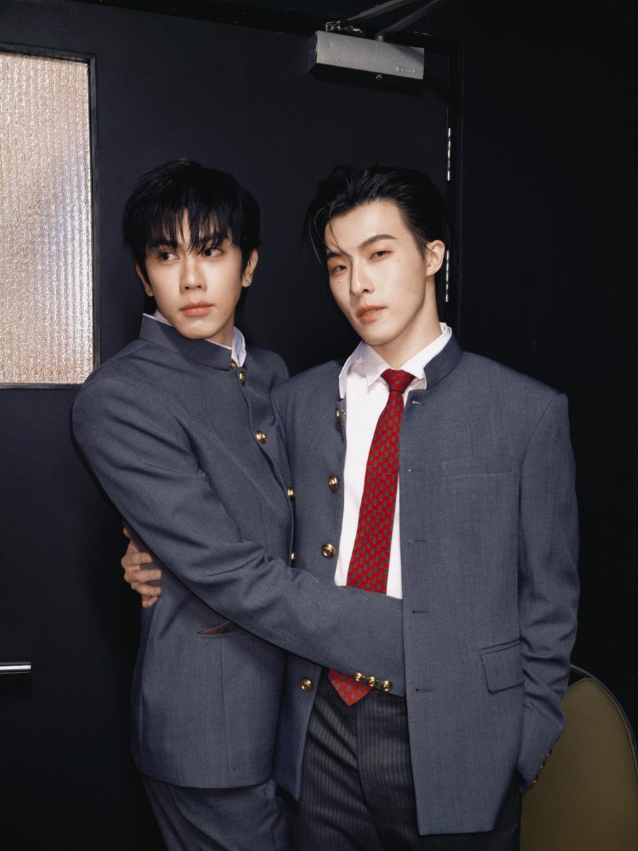 ibearryov's tweet photo. อยากมีสิทธิ์หวงเมื่อเห็นเธอควงคนอื่น
เจ็บช้ำกล้ำกลืน ต้องนอนสะอื้นเดียวดาย
รักเธอข้างเดียว แถมยังเป็นชู้ทางใจ
รักเธอข้างเดียวไม่เห็นจะดีตรงไหน
ตัดอกตัดใจ ไม่คิดแย่งแฟนใครหรอกหนา https://t.co/HLh8VuKFF0