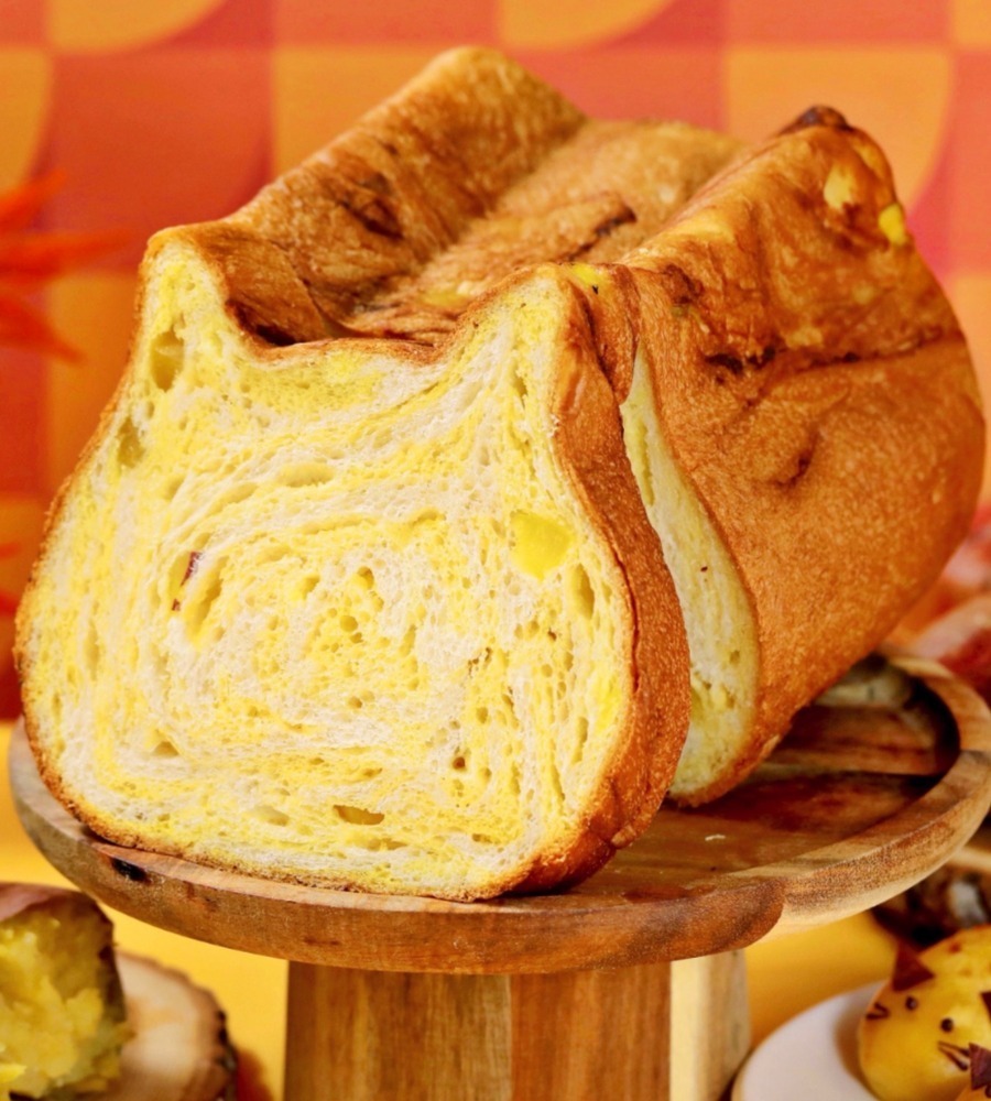 fashionpressnet's tweet photo. ねこねこ食パン「スイートポテト」の限定フレーバー、“ごろっと”さつま芋＆はちみつのバターリングも - https://t.co/TBKNgTlZCR https://t.co/3CxWmKuAw4
