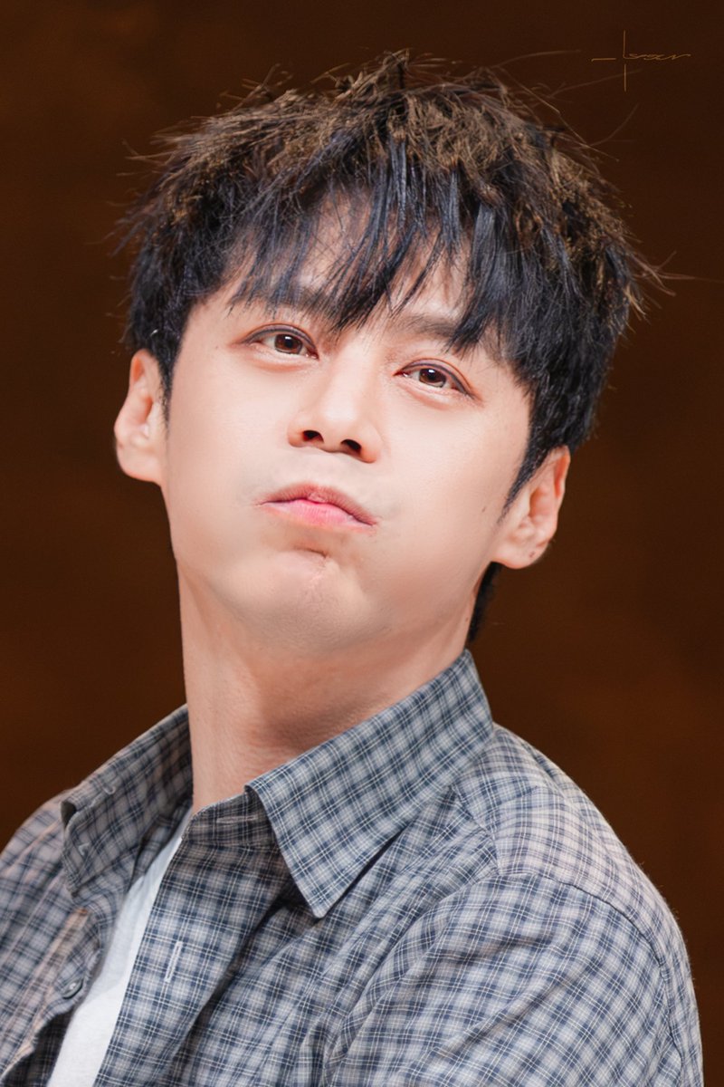 IV01_SIN's tweet photo. 20250820 음악극 #브로크백마운틴 사인회                   

에니스 | #주민진 https://t.co/A2enMtY7BT