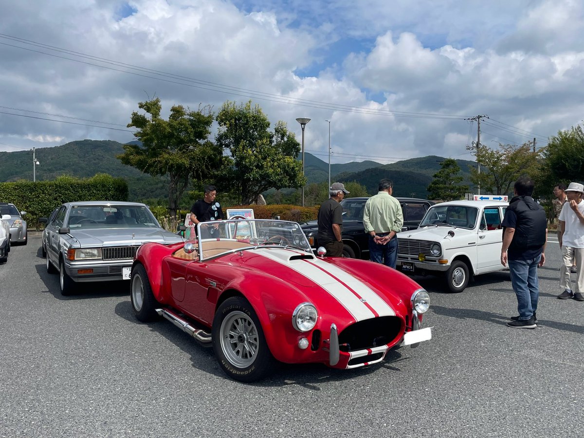 F40Sucuderia's tweet photo. Shelby Cobra 427/SC (Replica)

#ACコブラ
#シェルビーコブラ
#ACCobra
#ShelbyCobra https://t.co/nO5ZyWDlAp