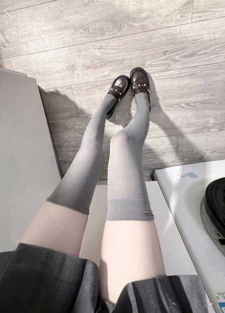 IngridRitchely's tweet photo. 喜欢用脚踩爆你的傻逼猪脑 #女s #白丝 #裸足 #女性崇拜 #ATM #男m #剧情羞辱 #第一视角私电报https://t.co/mT0iraNUfd https://t.co/0BhJFcGjSh