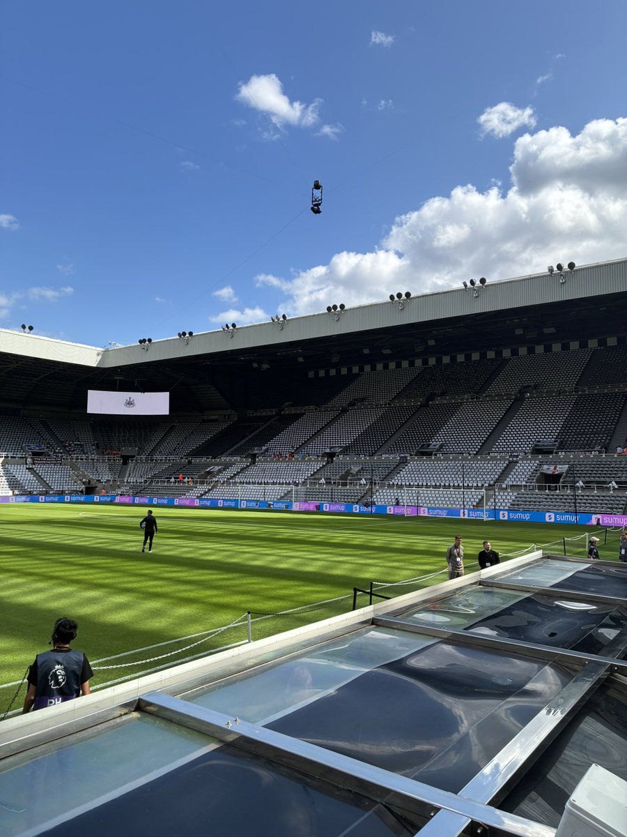 RealityLfc's tweet photo. Here at📍St. Jame’s park For #LFCNEW🔴 https://t.co/hOQ9c11Ec5
