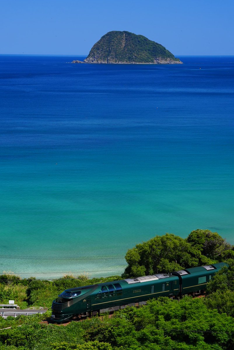 orone25551's tweet photo. 2026.8.23
TWILIGHT EXPRESS 瑞風
山陰コース（下り）2日目前半戦
山陰海岸、夏真っ盛り！ https://t.co/DpPKC65xby