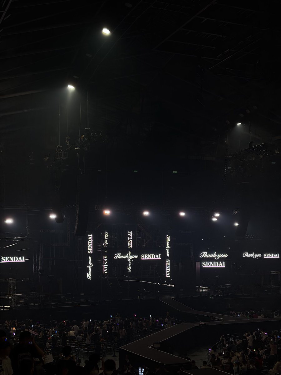 mooon___ttt's tweet photo. #櫻坂46_Whatslonesome

ツアー楽しかった〜！！！夏鈴ちゃんの煽りのとおり最高の夏✨∩^ω^∩

初めてグッズのTシャツ買ったんだけどキラキラのデコしたのかわいすぎてる💞💞

いつもたくさんの愛と頑張る理由をくれてありがとう櫻坂.｡.:*☆ https://t.co/UMkAHdNloG